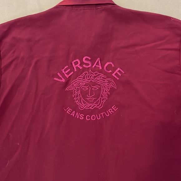 VERSACE JEANS COUTURE. As-Is  Embroidered Buttons down red color Mens SHIRT sz M - Picture 10 of 16